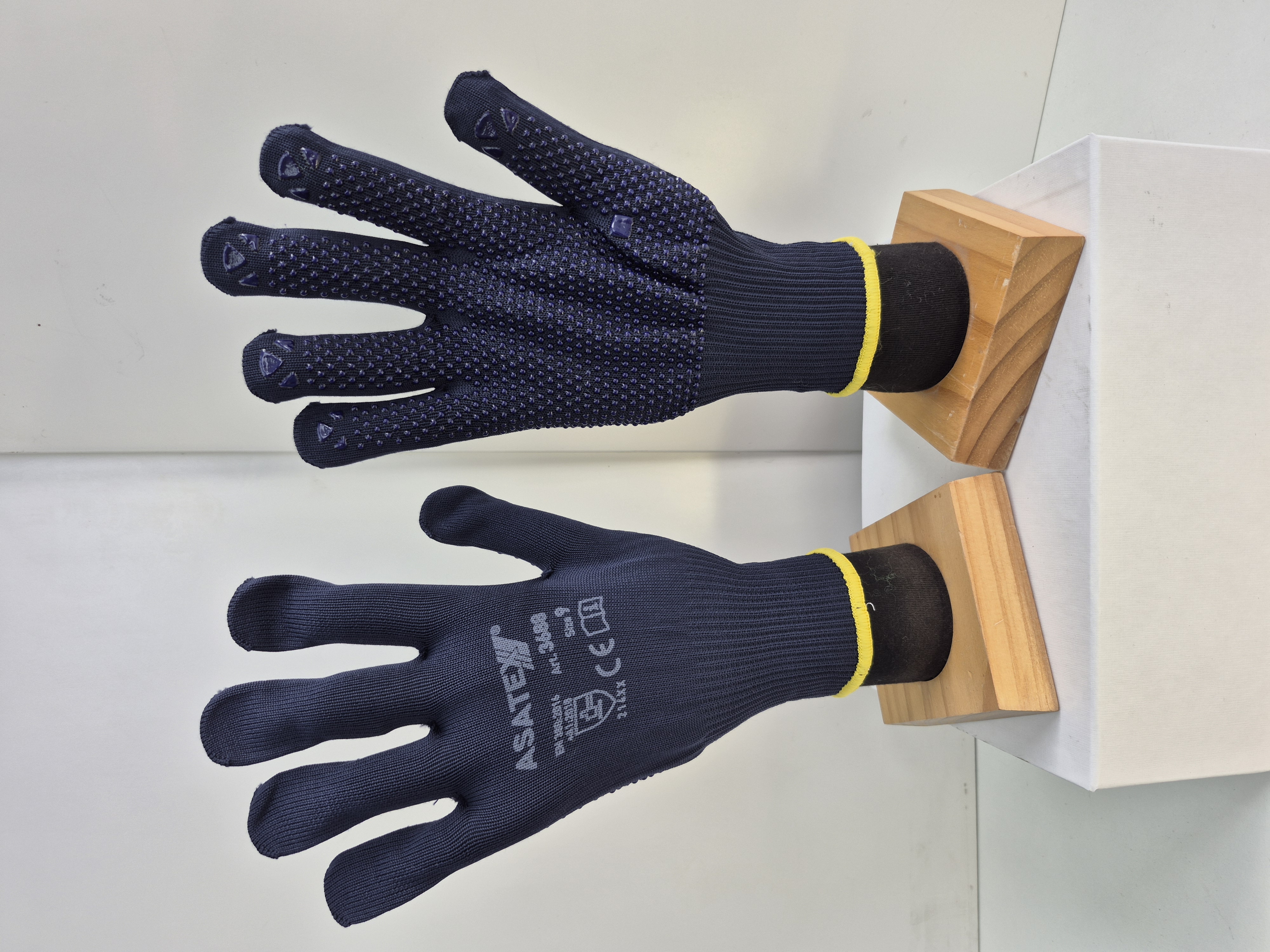 Feinstrickhandschuhe