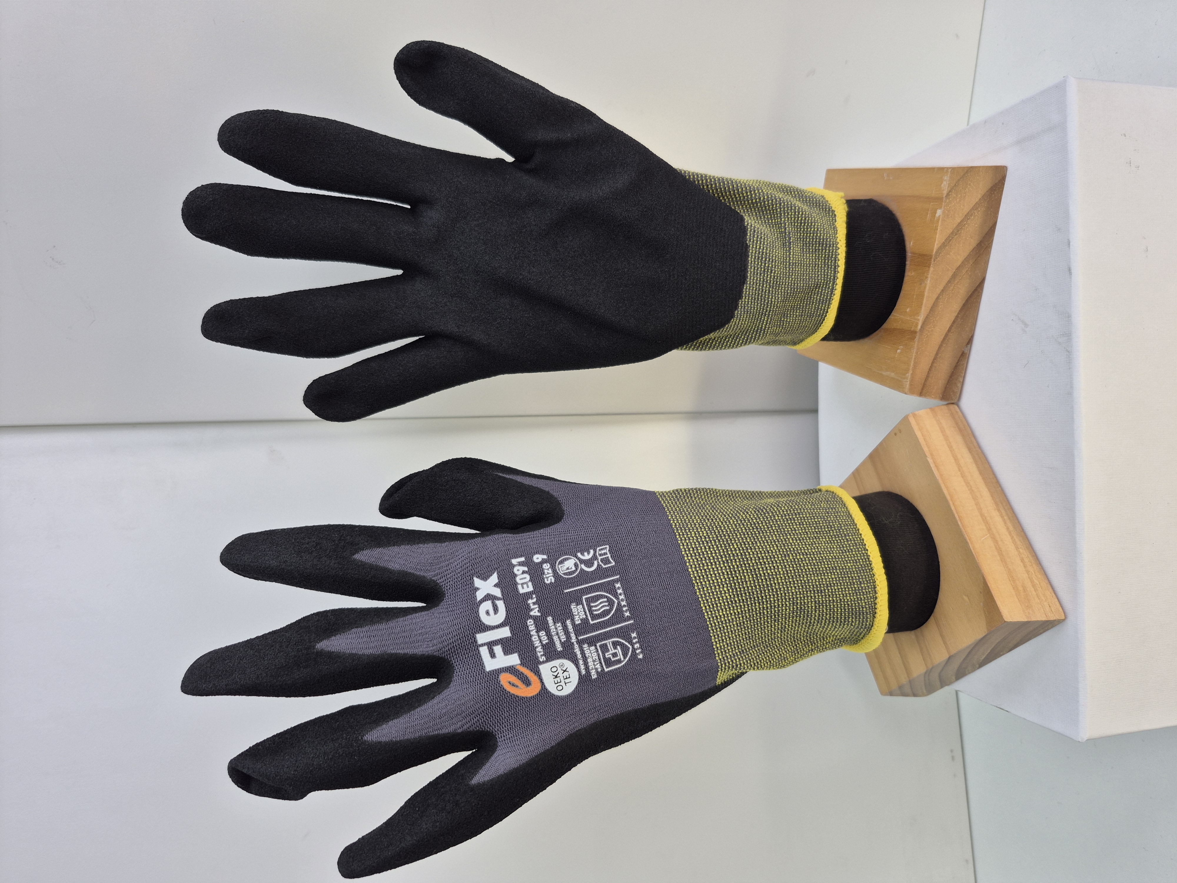 Montagehandschuhe
